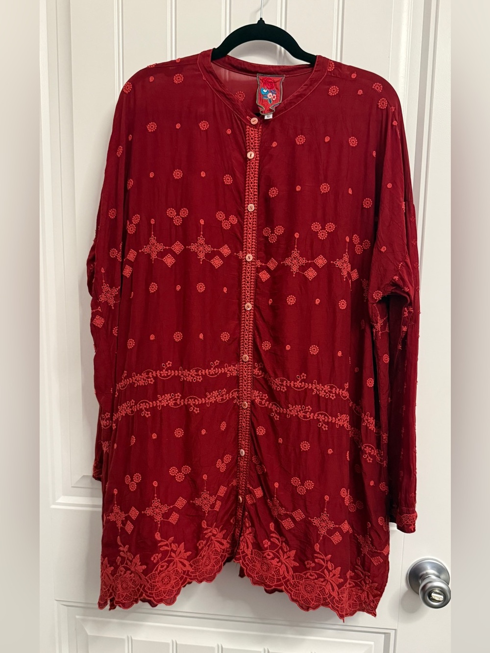 Johnny Was Red Embroidered Button Down Long Sleeve Tunic Top Size Small
